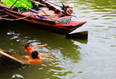 Amphawa Floating Market